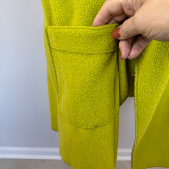 LE MODA Green Sleeveless Fleece Vest Sweater Pockets Classy / Size OSFA OSFM - Picture 3 of 11